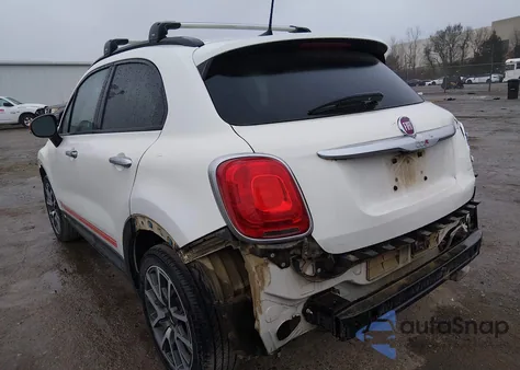 2018 Fiat 500X Trekking Fwd из США, поврежденный, VIN ZFBCFXCB3JP708059